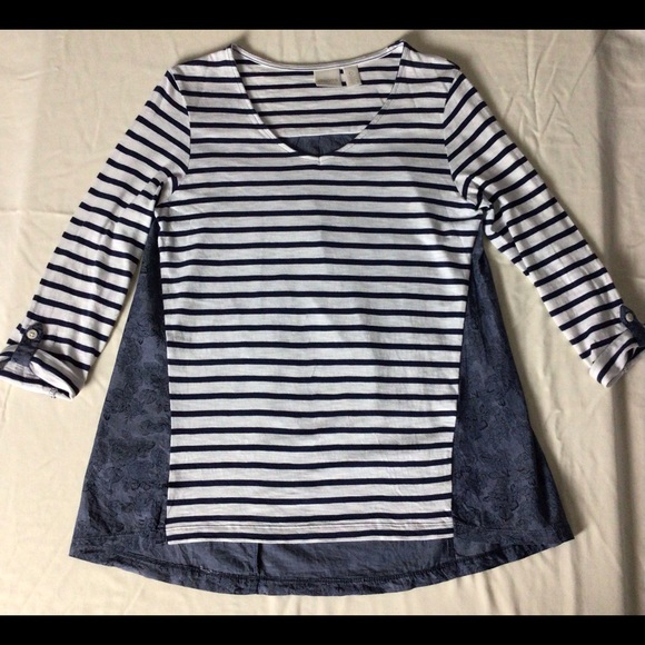 Chicos 0 Striped 3/4 Tab Sleeve 2 Pattern Hi-Lo - Picture 1 of 6